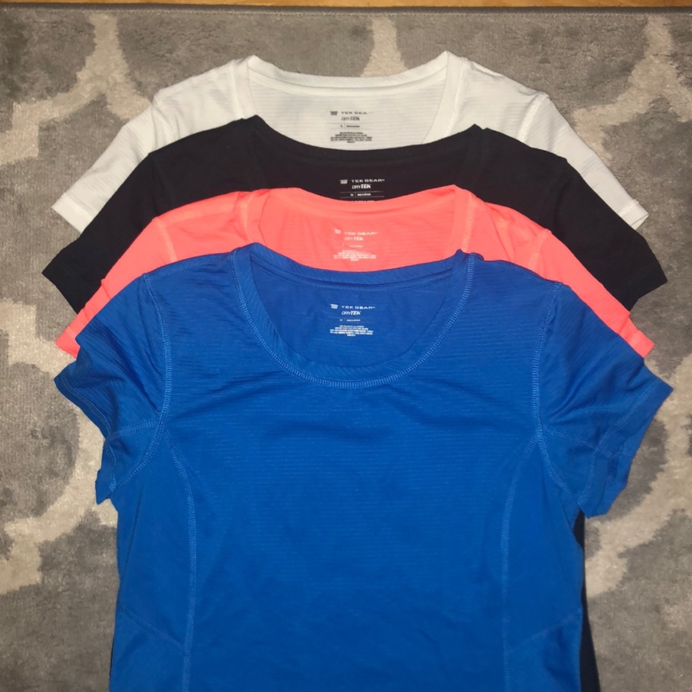 Women’s workout tops